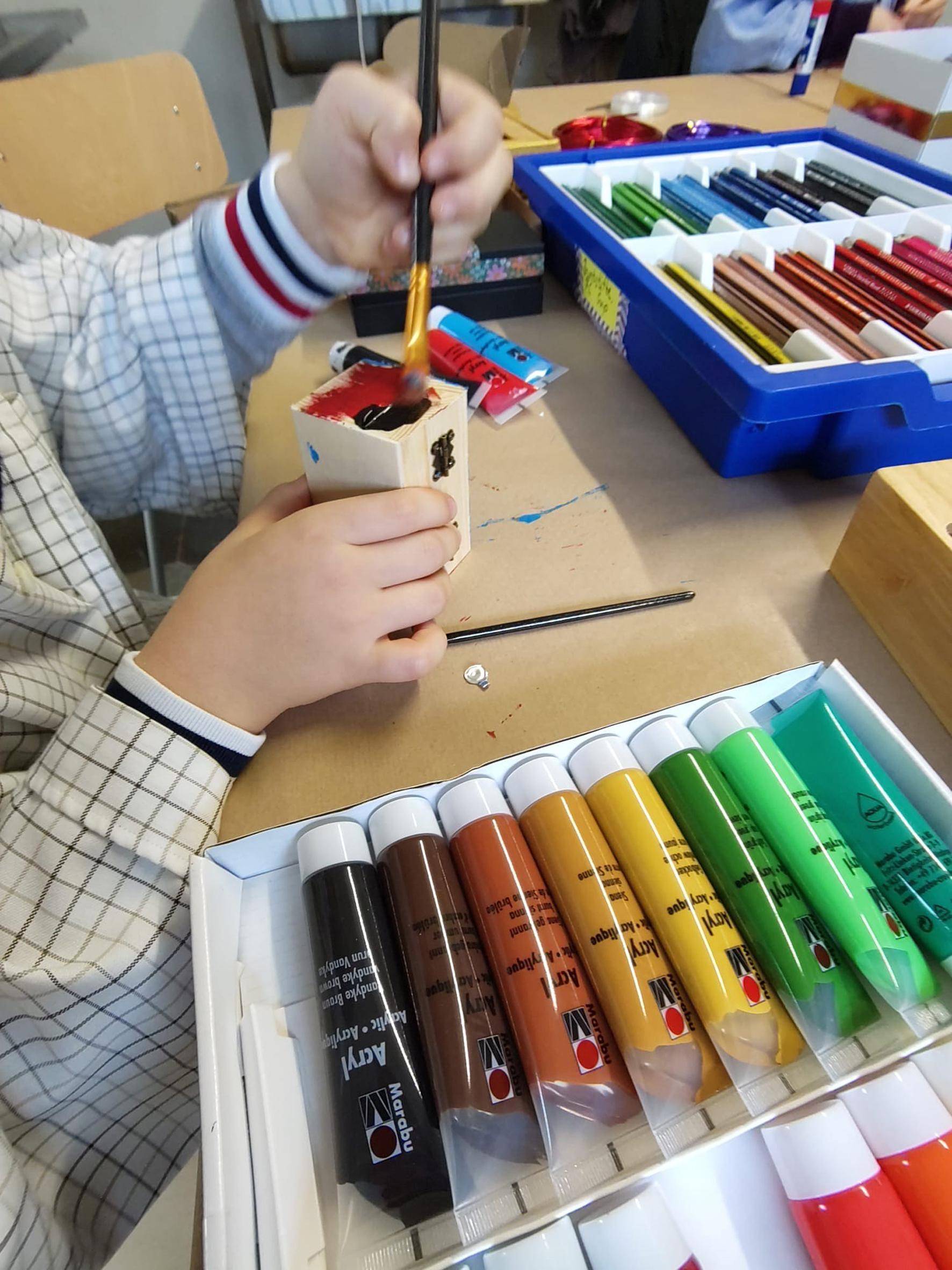 Für den Sommerurlaub - T-Shirts bemalen