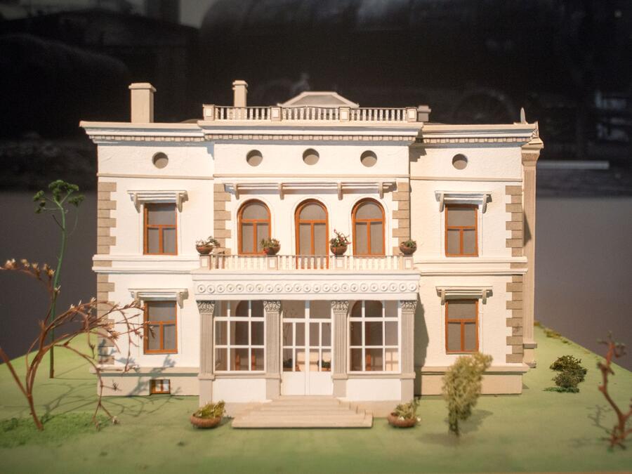 Öffentliche Führung zum Themenjahr "Home, sweet Home": Villa Schönfeld - Geschichte eines Hauses.